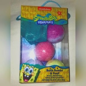 BNIB NICKELODEON SPONGEBOB SQUAREPANTS BATH BOMBS & POUF